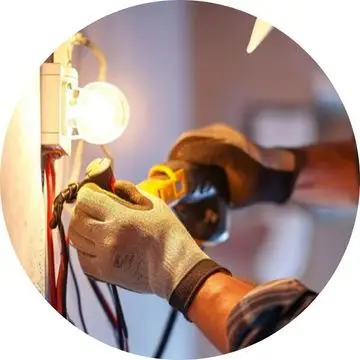 Quais são os custos envolvidos em contratar um instalador elétrico em Curitibanos SC?