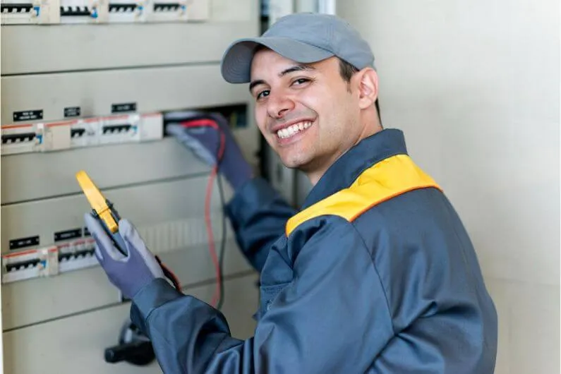 O Melhor Eletricista em São Paulo SP para Instalações, Manutenções e Reparos 24h