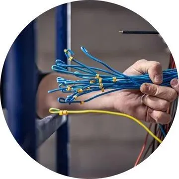 Eletricista 24 horas em São Bernardo do Campo SP solucionando curto-circuito