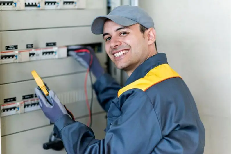 ELETRICISTA NA VILA MORAES