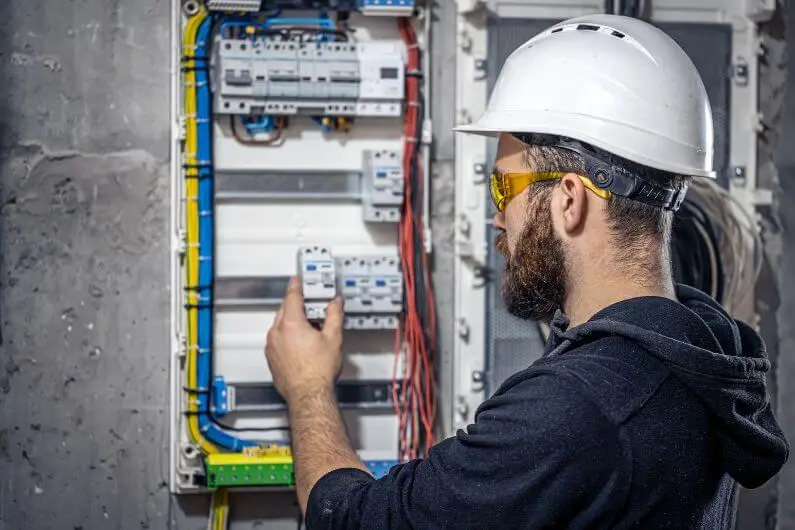ELETRICISTA NO JARDIM ALZIRA
