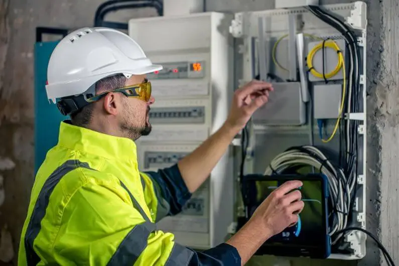 ELETRICISTA NO JARDIM SÃO FRANCISCO