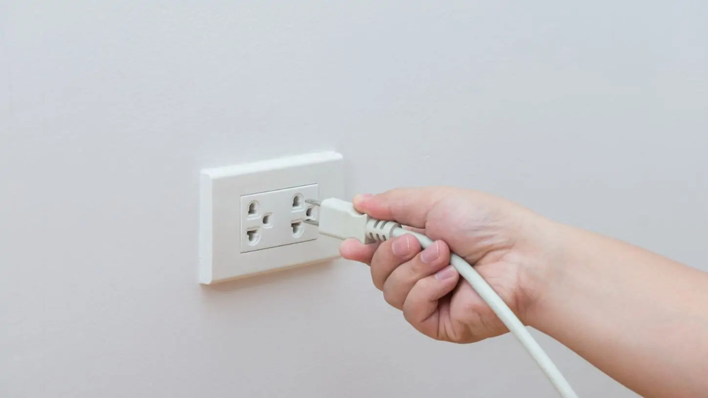 Tomada Tem Corrente Mas Não Funciona